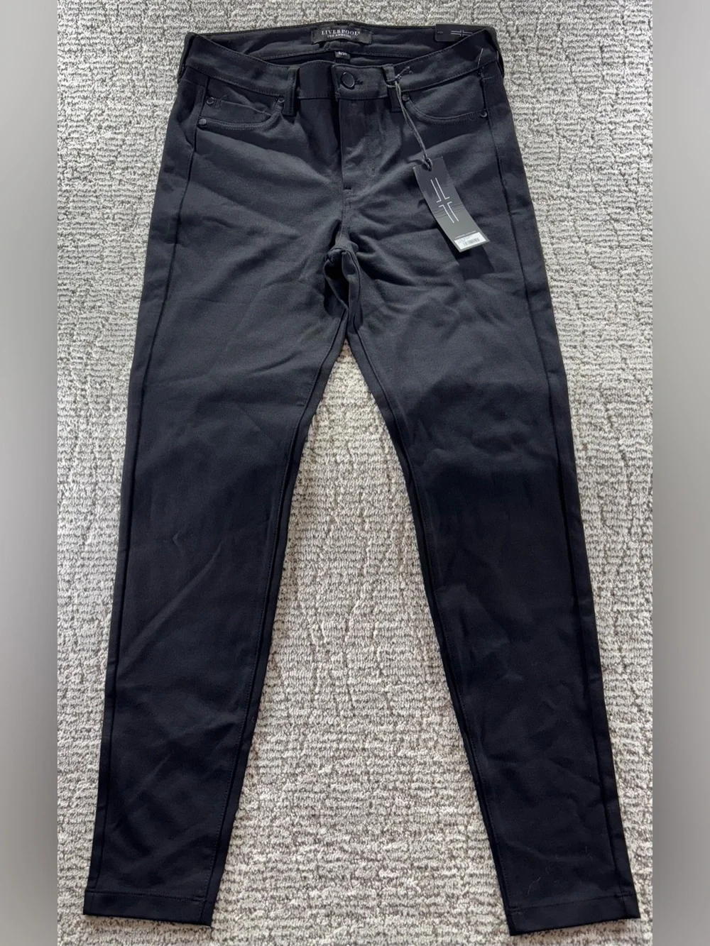 NWT Liverpool Women’s Size 8/29 Black High Rise Skinny Jeans